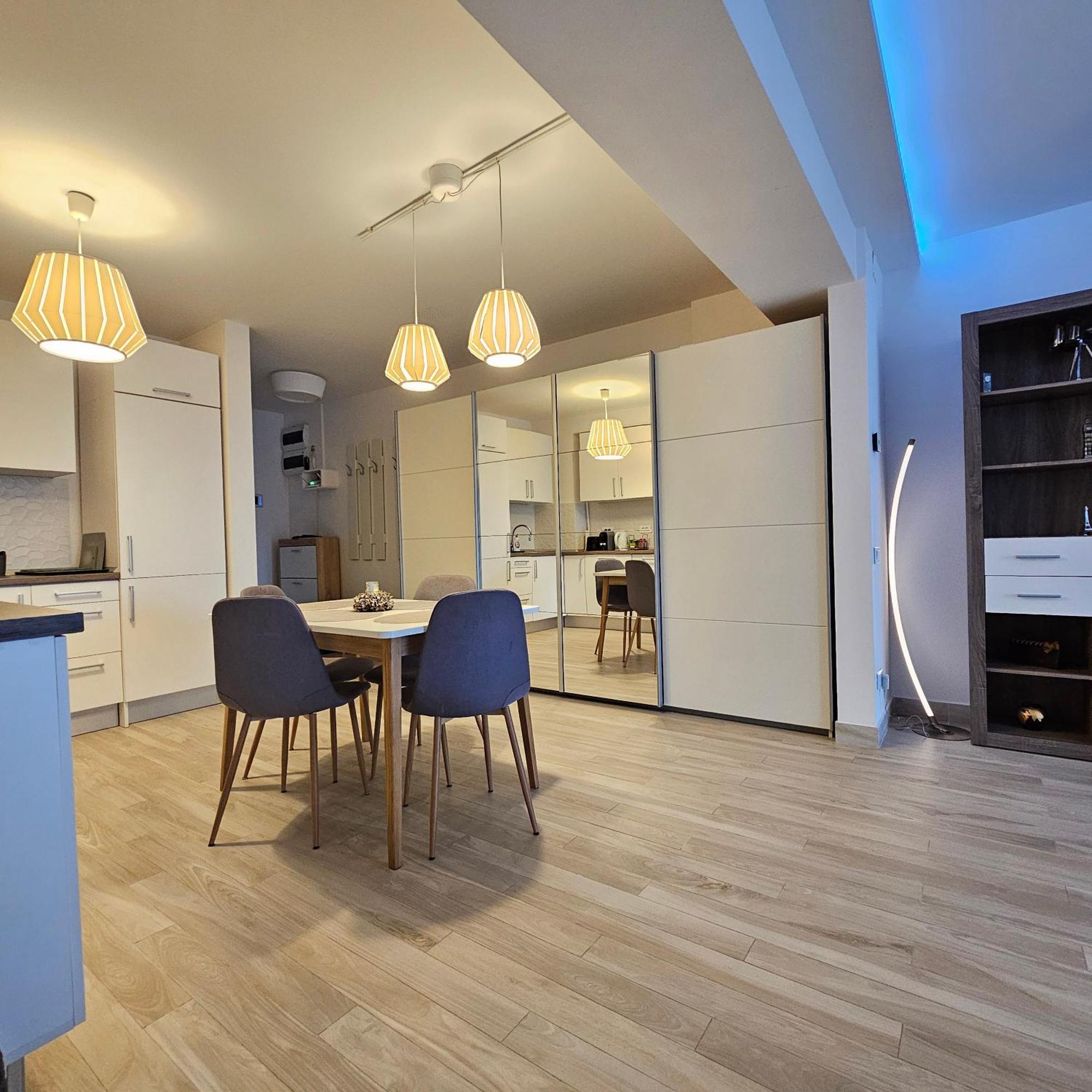 Central District Cuza 99 Apartment 布加勒斯特 外观 照片