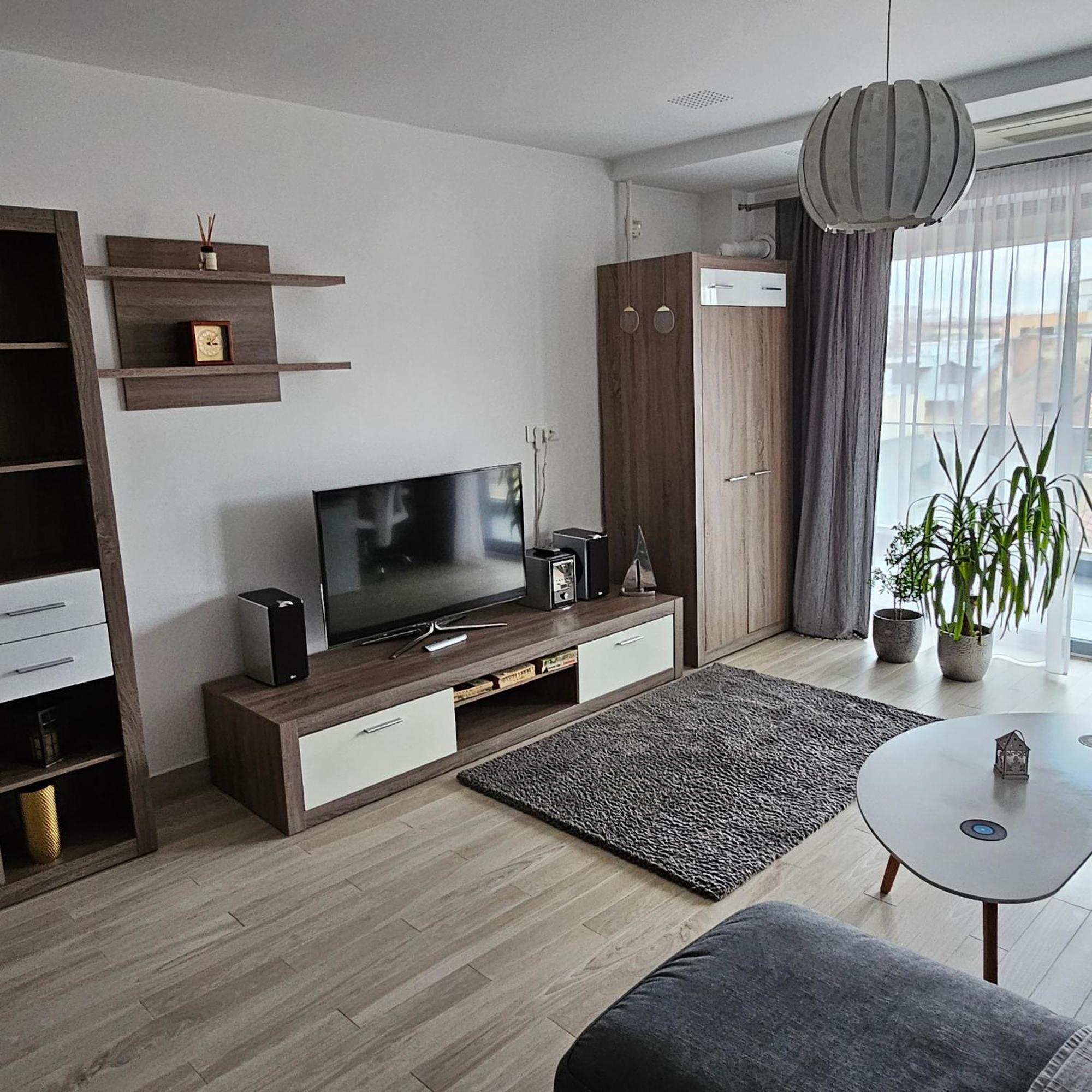 Central District Cuza 99 Apartment 布加勒斯特 外观 照片